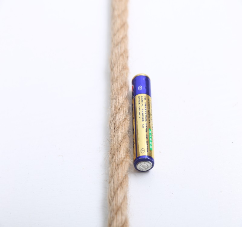 Durable 3-Strand Jute Rope Eco-Friendly Natural Fiber for Gardening and Packaging Needs