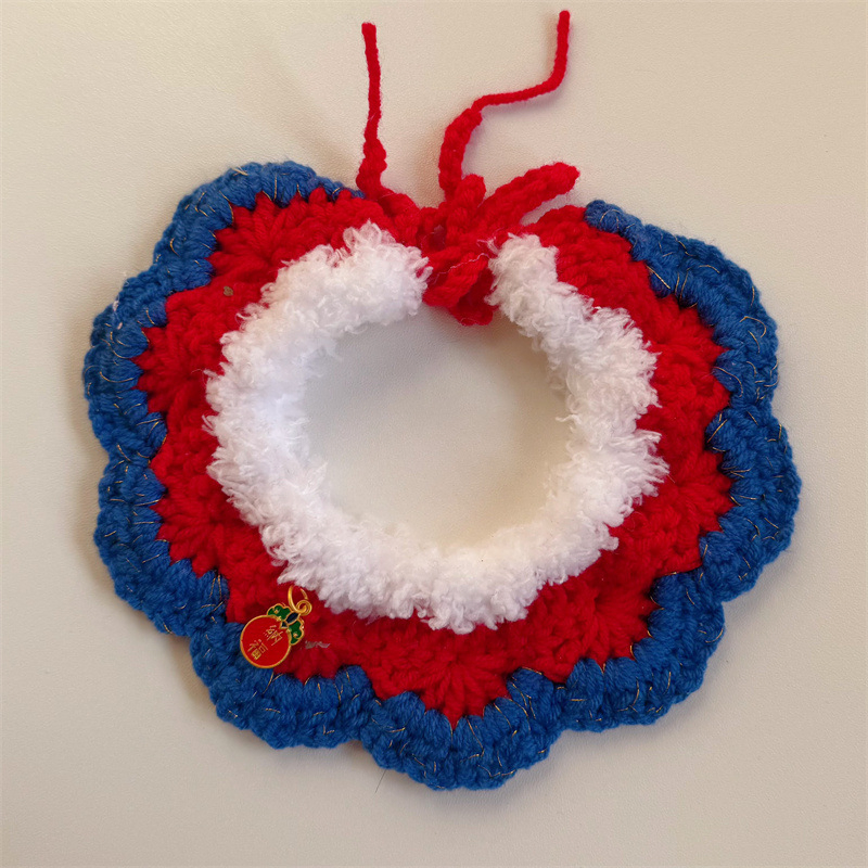 2025 New Design Cute Christmas Pet Accessories Adjustable Dog Cat Knitting Bandana Scarf Collar