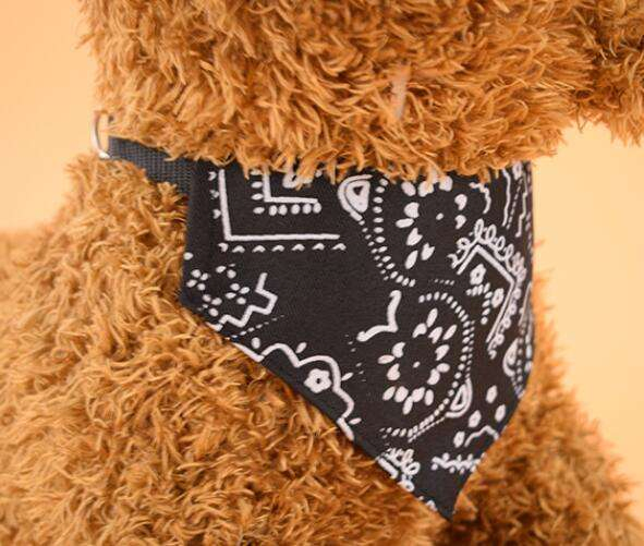 Adjustable Pet Dog Triangular Collar Bandage Scarf Bibs Cat Neck Decoration Collar
