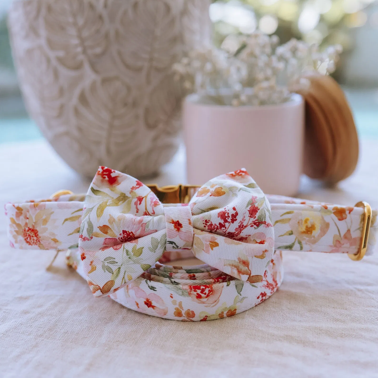 OEM Unique Design Leaves Printing White Cotton Luxury Customized Best Pet Bow Tie Set Innovative Rose Gold Dog Collar Leash