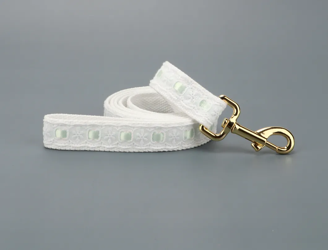 Lace Dog Collar Detail 6