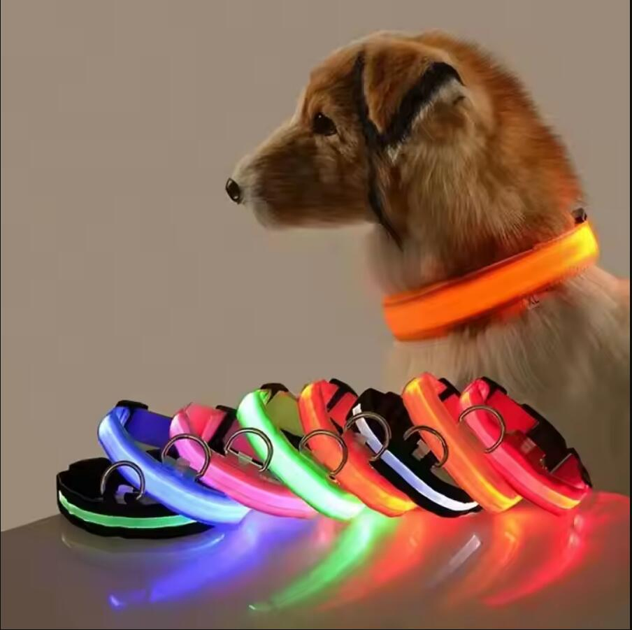 LED Glow-in-The-Dark Wholesale Reflective Light up Dog Collar Adjustable
