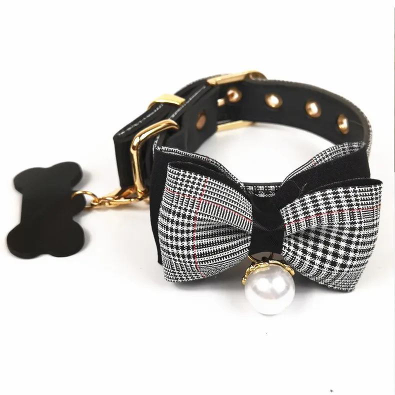 Pet Accessory Display 7