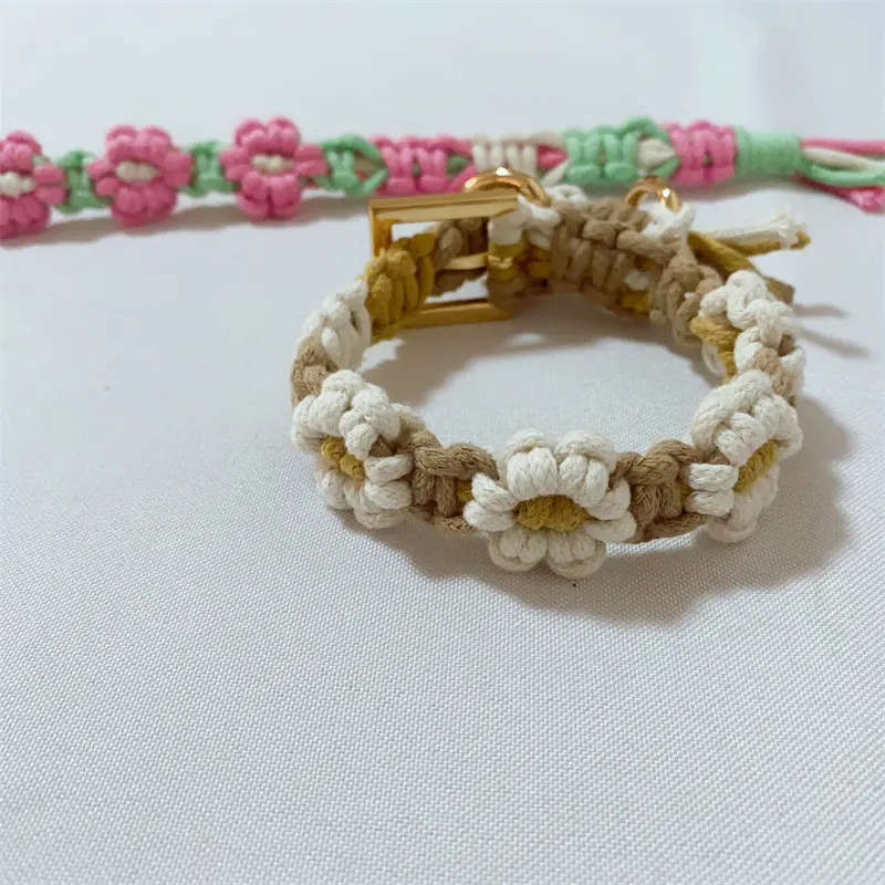 Handmade Cute Flower Cat Collar in Cotton Rope Macrame Dog Collar Charms Small Daisy Pet Collar