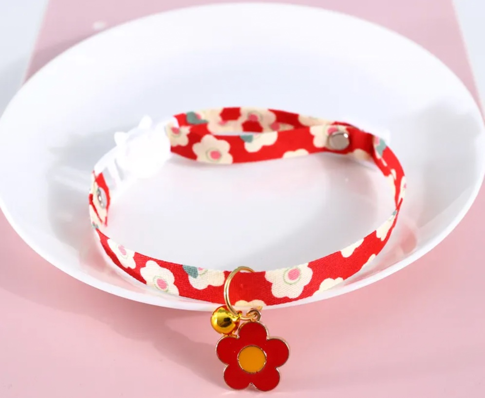 Breakaway Cat Collar Flower with Bell, Safety Adjustable Cat Collars