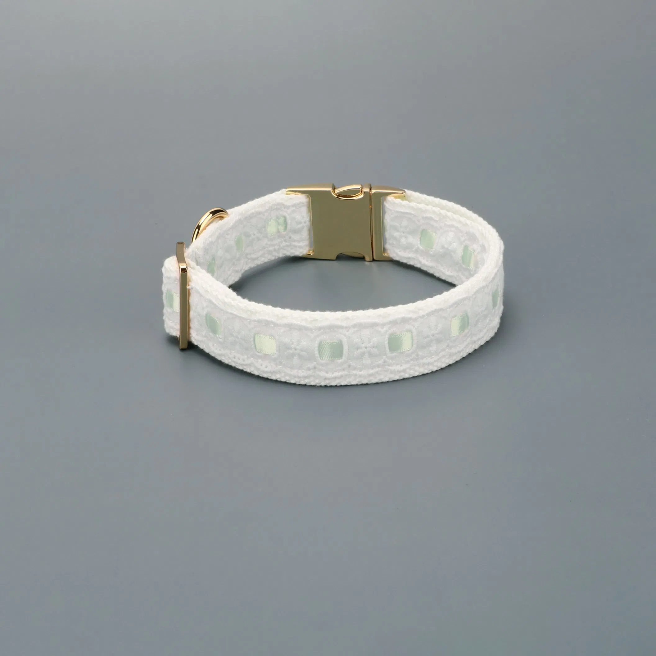 Princess Style Lace Dog Collar with Small MOQ