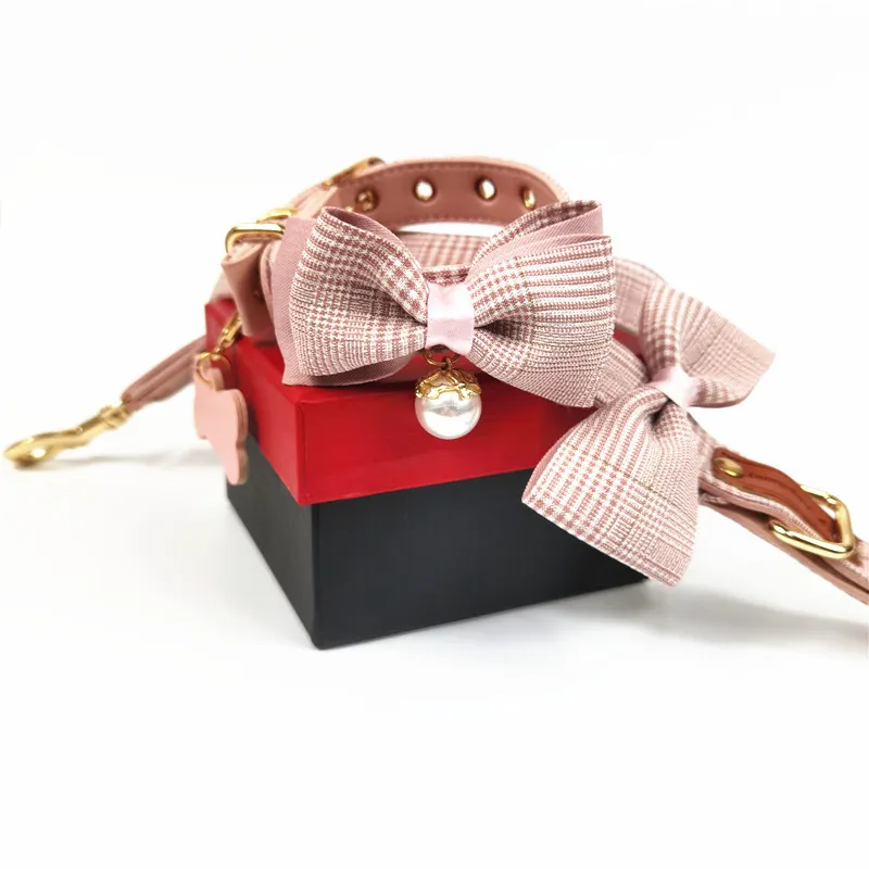 Pet Accessory Display 3