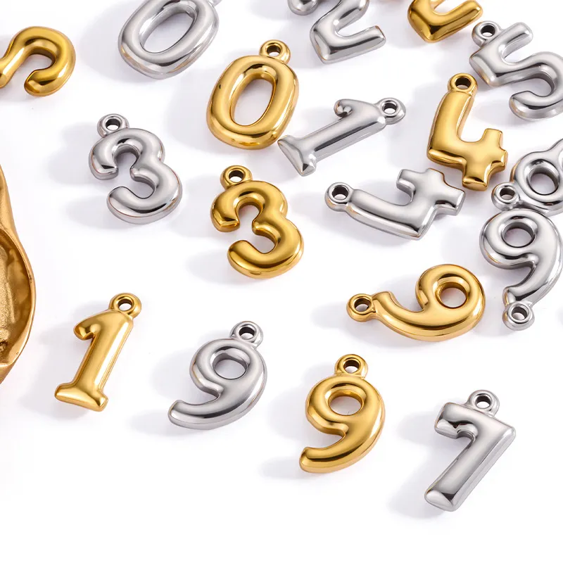 Number Charm Display 5