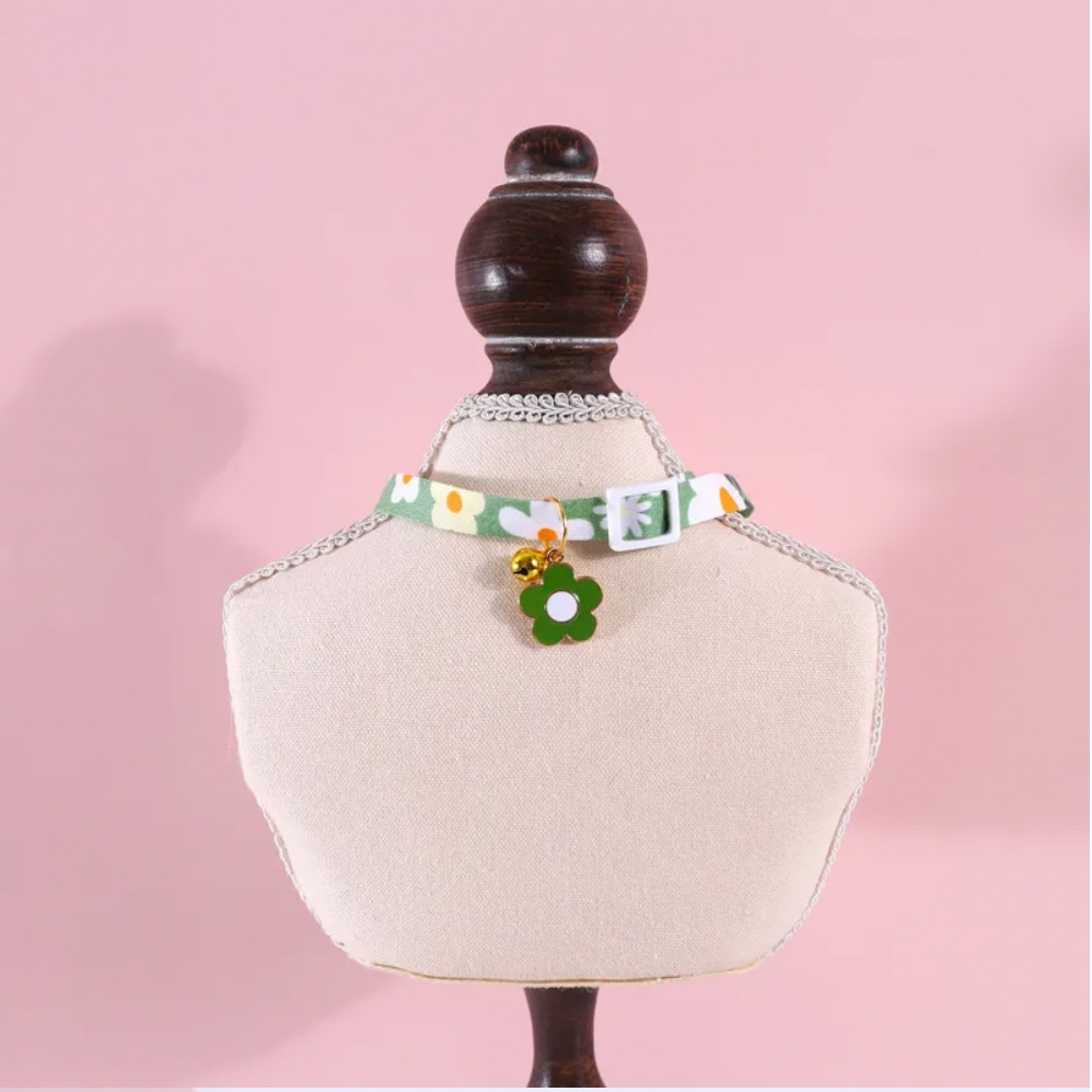 Breakaway Cat Collar Flower with Bell, Safety Adjustable Cat Collars