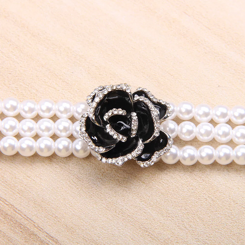 Classic Three Row Pearl Rose Pet Necklace Pet Cat Dog Collar Rhinestones Dog Accessories