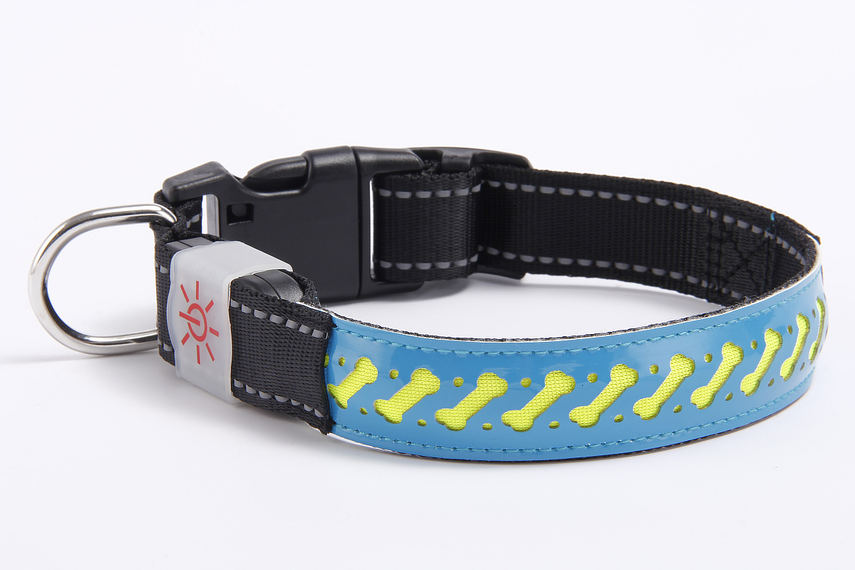 LED Pet Luminous Collar, Nighttime Pet Flashing Neckband, Leather Carved Fiber Optic Glowing Collar Directly Supplied by Manufacturers