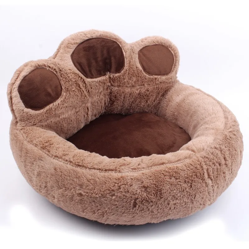 Bear Paw Pet Bed Detail
