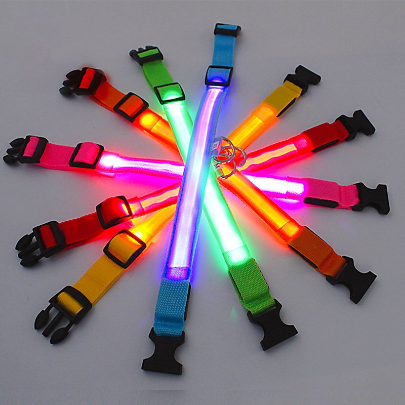 2025 Hot Selling Glow-in-The-Dark LED Dog Collar for Safe Night Walks