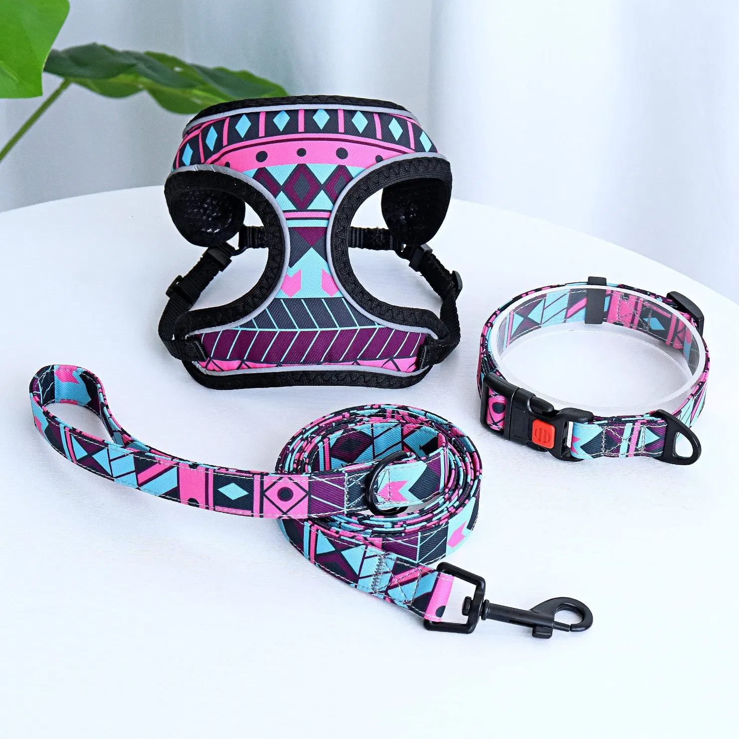 Factory Price Pet Toys Custom Logo Customized Pattern Adjustable Soft Mesh Padded Reversible Dog Harness