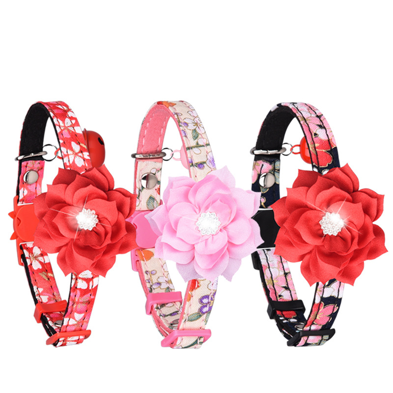 Hanyang Pet Products Crystal Plastic Buckle Pet Collar Customzied Pattern No Choke Cat Collar with Bell