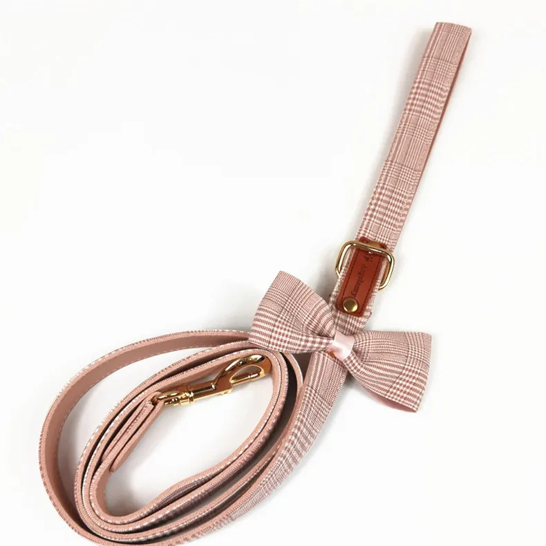 Pet Accessory Display 8