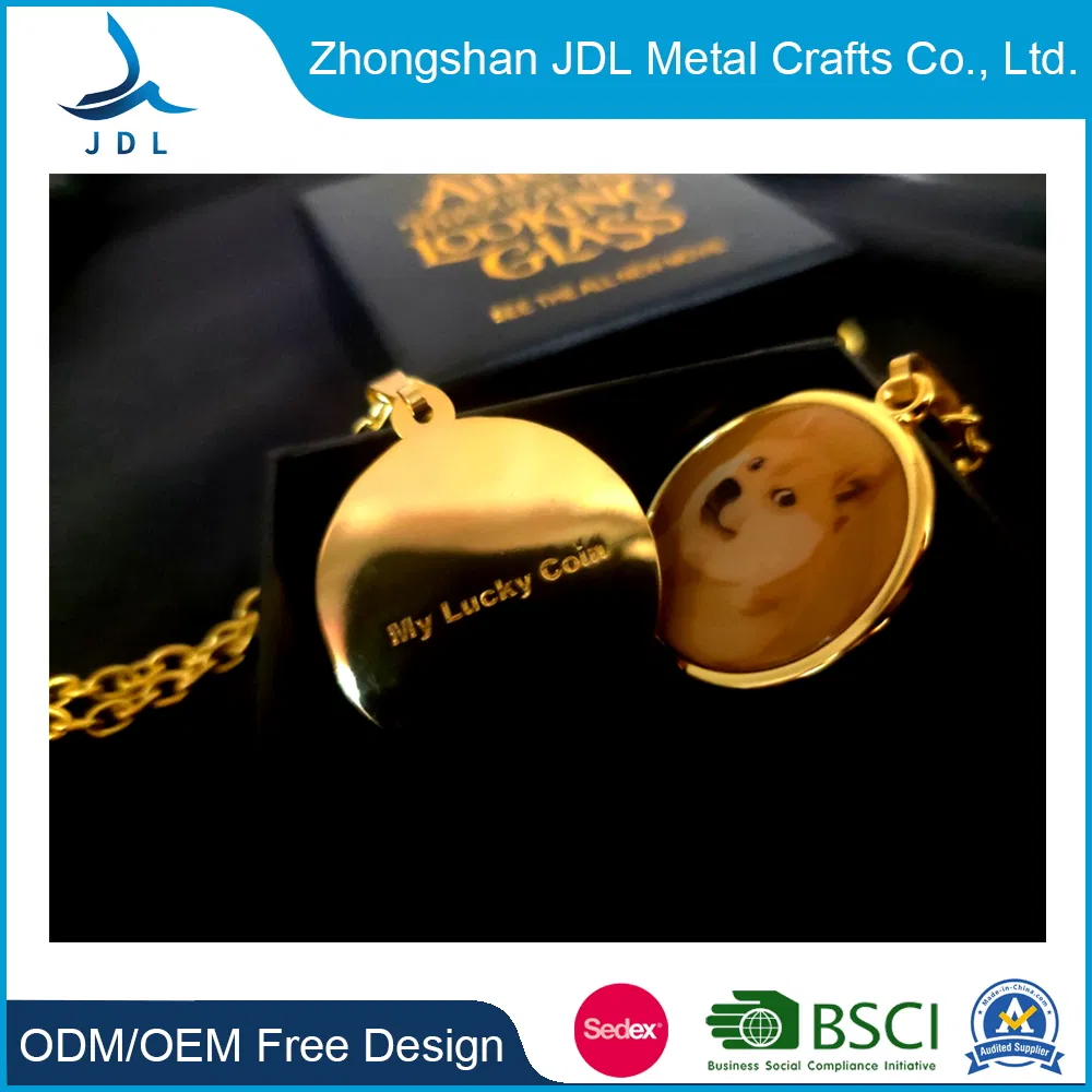 Manufacture Customized Amazon Hot Sell New Luxury Designer Louis French Pitbull Bulldog Accessory Key Chain Dogecoin Doge Coin Pendant