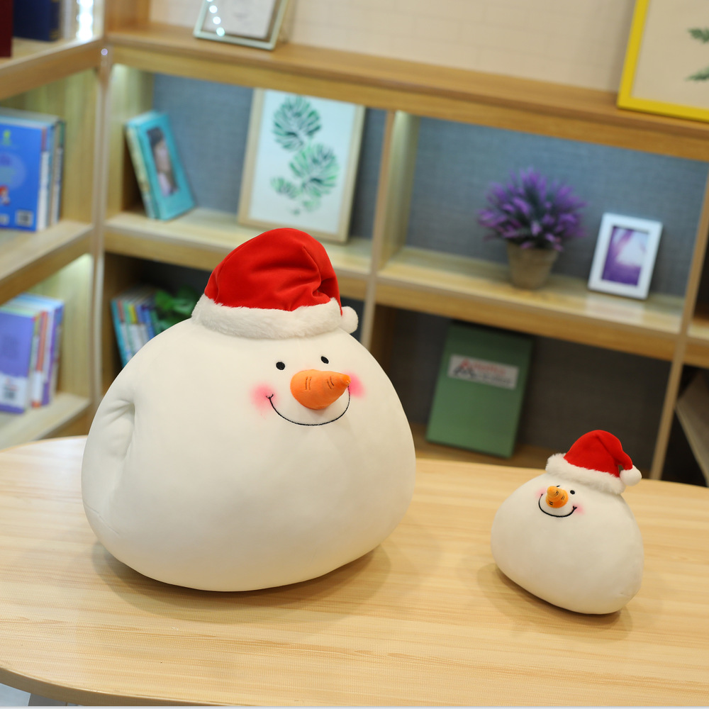 Santa Claus Plush Toy Doll Elk Can Insert Pillow Student Student Warm Hand Cover Pillow Female Christmas Gift