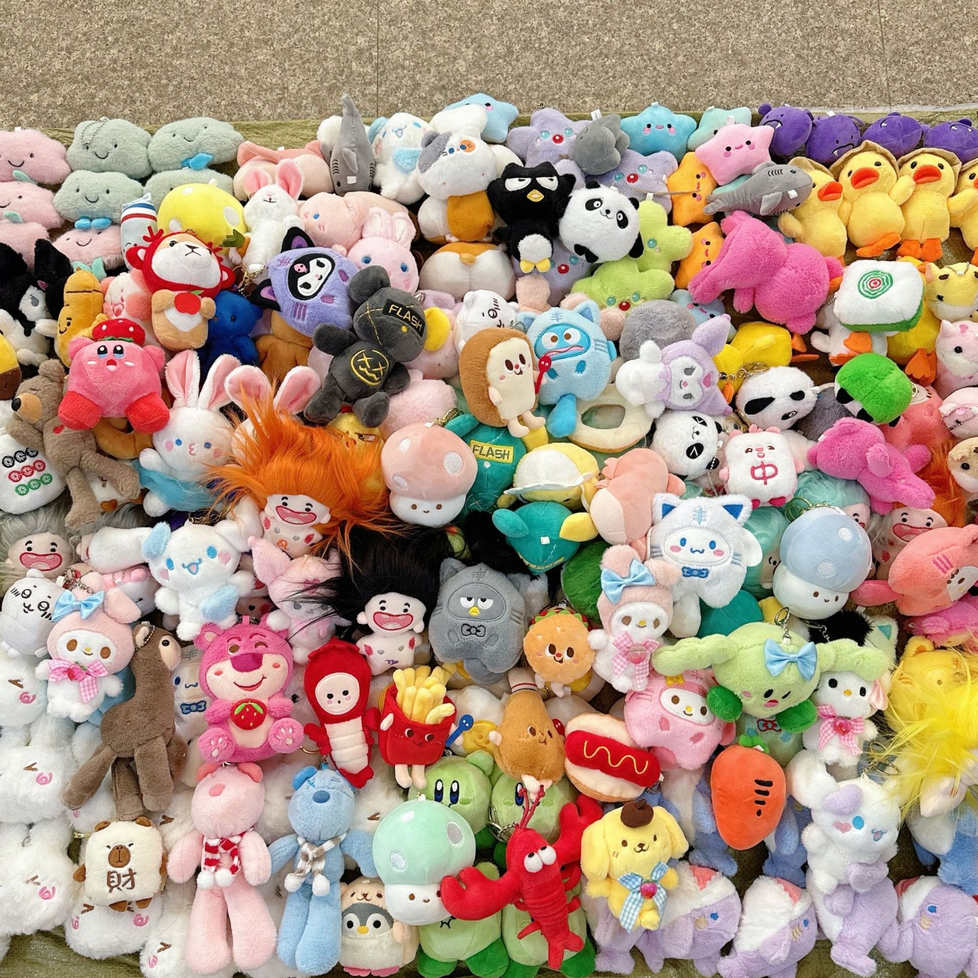Claw Machine Doll Stuffed Plush Toys Super Soft Cartoon Crane Doll PP Cotton Filling For Weddings-Wholesale Manufacturers