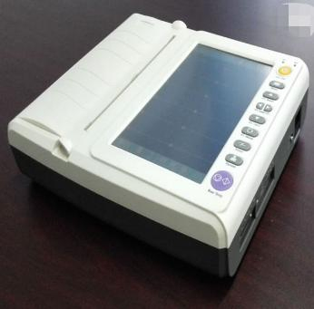 Professional LCD ECG Monitor for Precision Heart Health Analysis