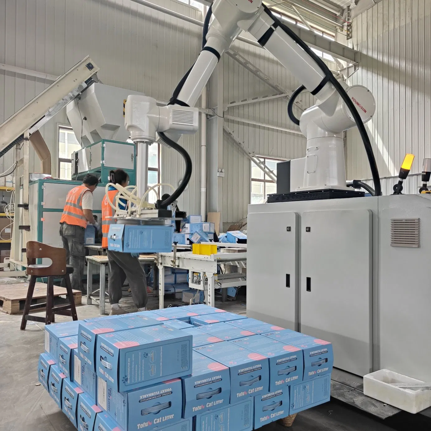 OEM Clumping Sodium Clay Sand Factory Dust Free Premium Bentonite Cat Litter