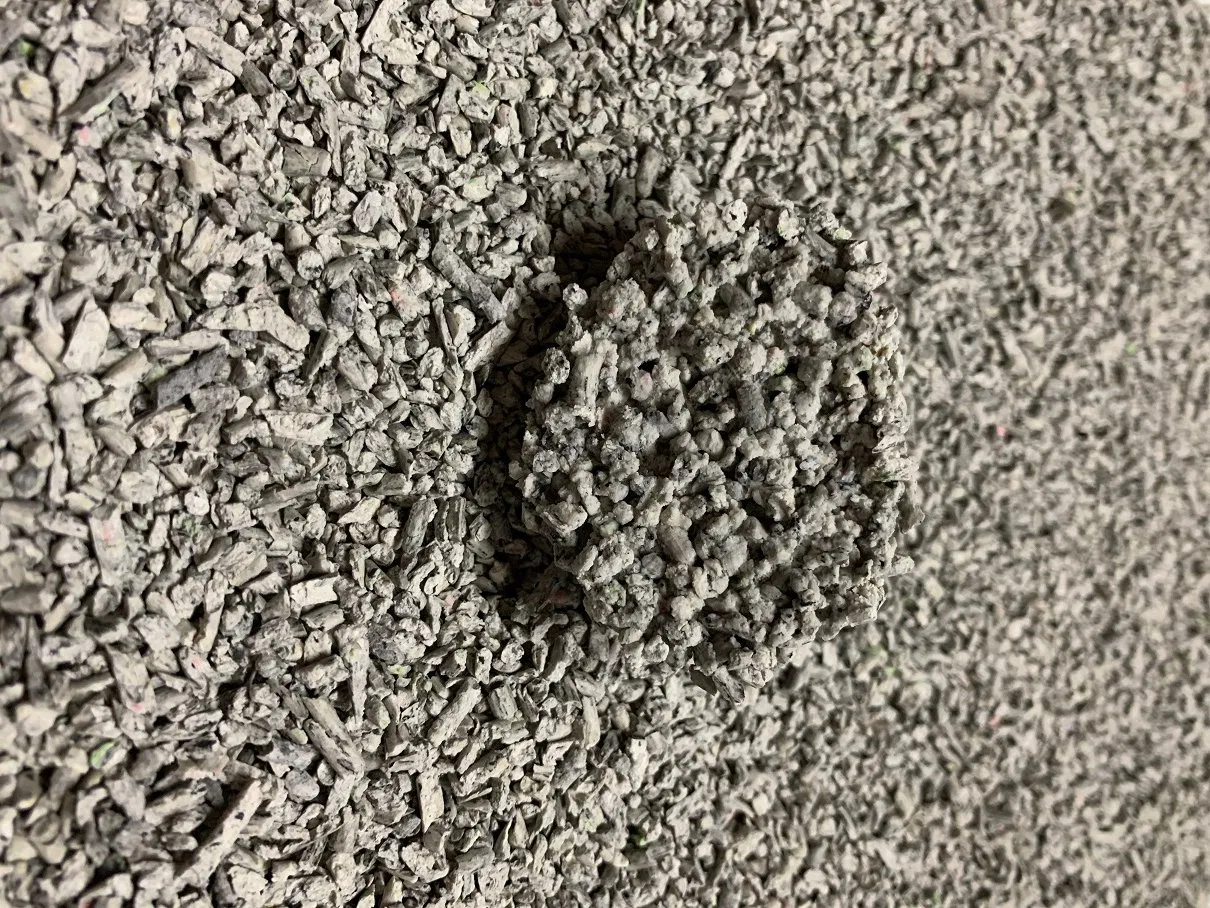 OEM Factory Super Premium Broken Tofu Cat Litter/ Strip-Type Tofu Cat Litter