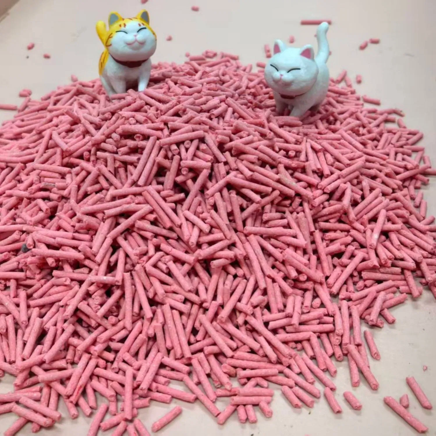 Hypoallergenic Peach Scented Tofu Cat Litter Made From Biodegradable Plant Fibers Featuring Fast Absorption Into Solid Clumps Lightweight and Gentle on Feet