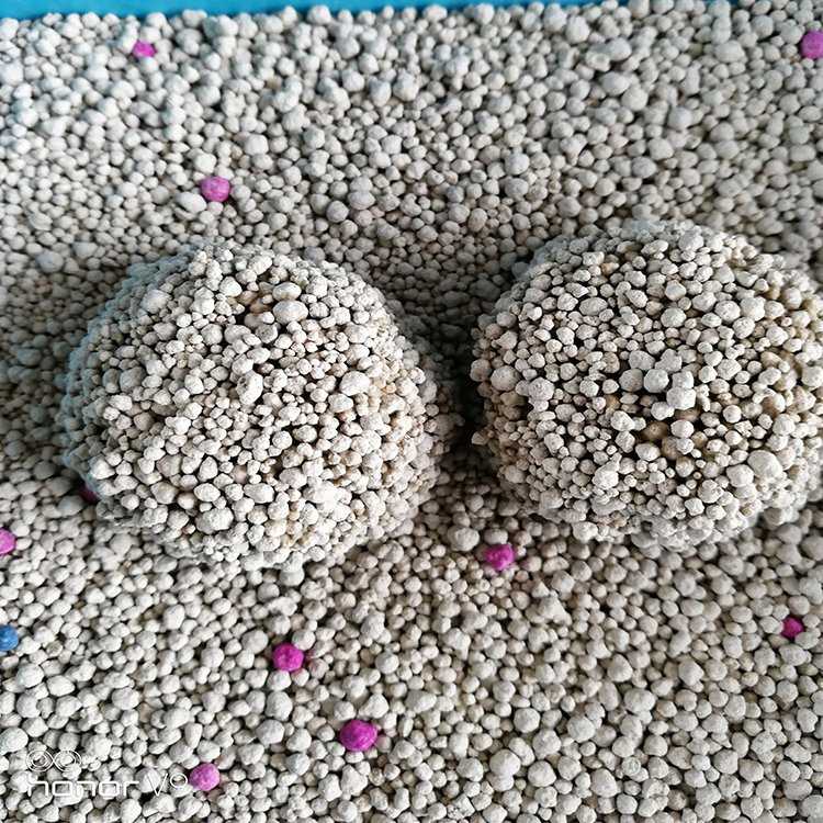 Top Listed Exporter of High Quality Mineral Bentonite Cat Litter Pine Wood Cat Litter
