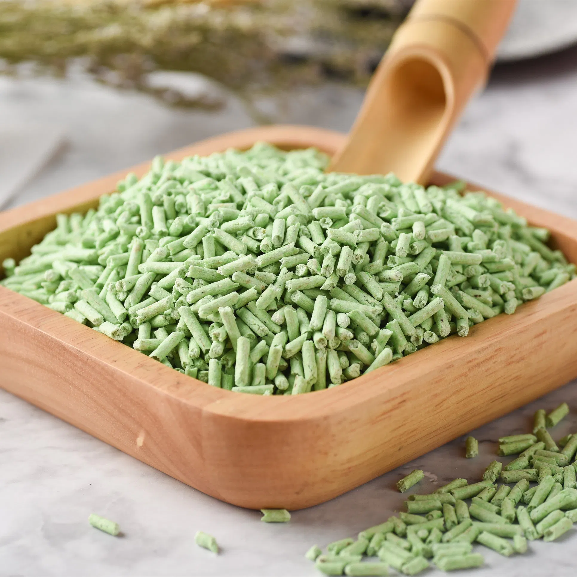 Clumping Tofu Cat Litter Water Soluble Flushable Low Dust Ideal for Indoor Cats