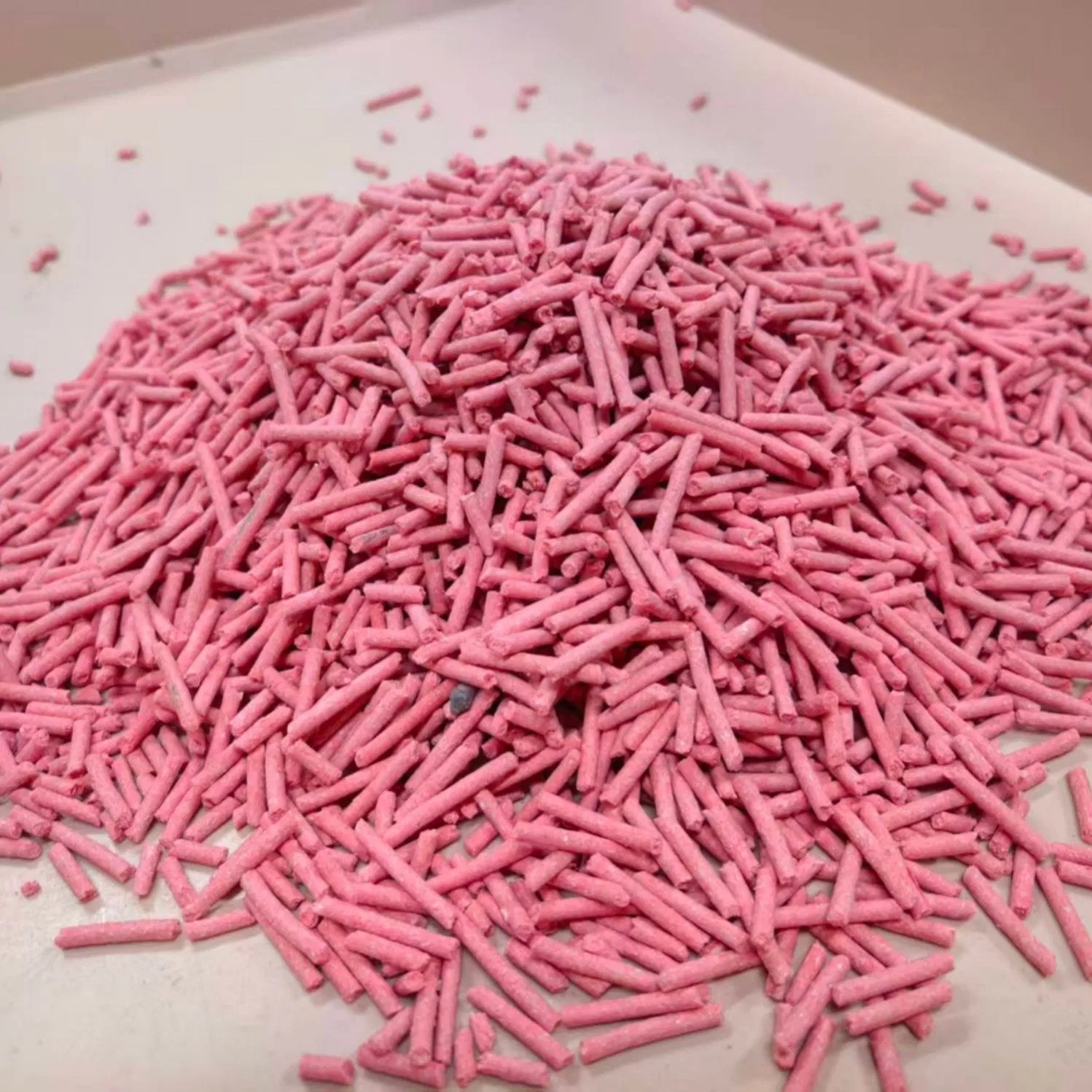 Hypoallergenic Peach Scented Tofu Cat Litter Made From Biodegradable Plant Fibers Featuring Fast Absorption Into Solid Clumps Lightweight and Gentle on Feet