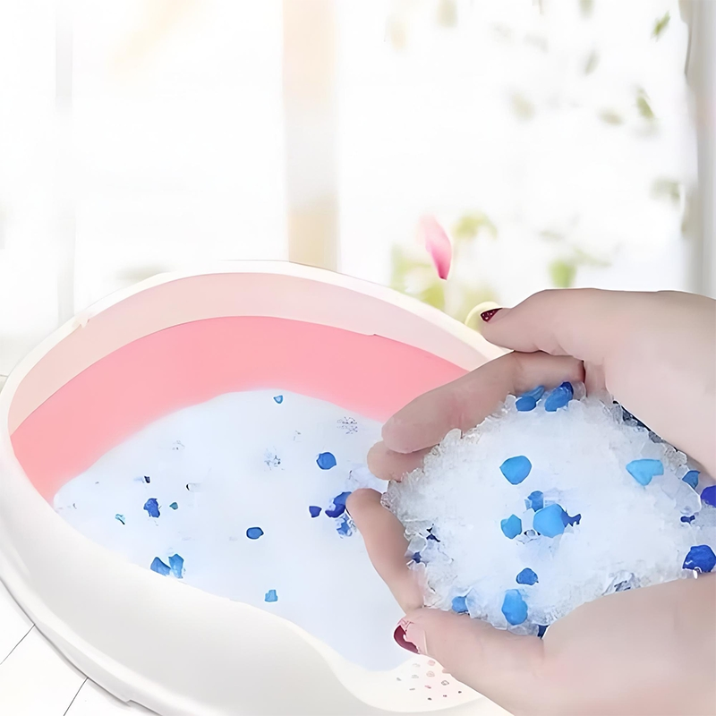 Premium Ultra Lightweight Cat Litter with Superior Odor Control