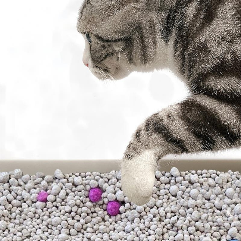 OEM Manufacturers 100% Natural Sodium Cat Sand Odour Lock Strong Dust Free Clumping Premium Bentonite Cat Litter