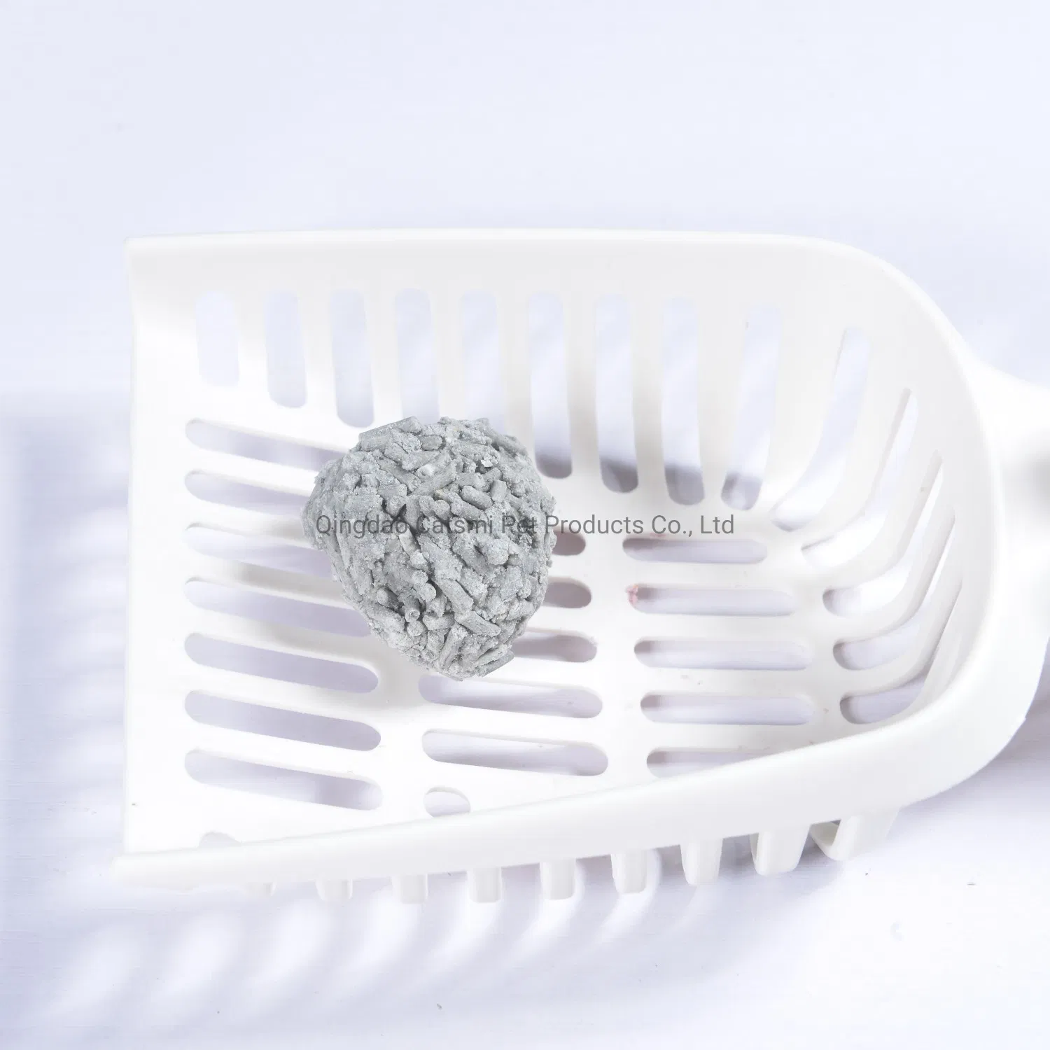 Wholesale Pet Supply Lightweight 1.5mm Clumping Natural Carbon Cat Sand Soybean Charcoal Tofu Litter