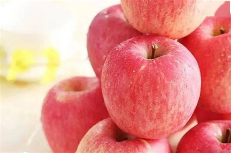 Apple Powder Application 01