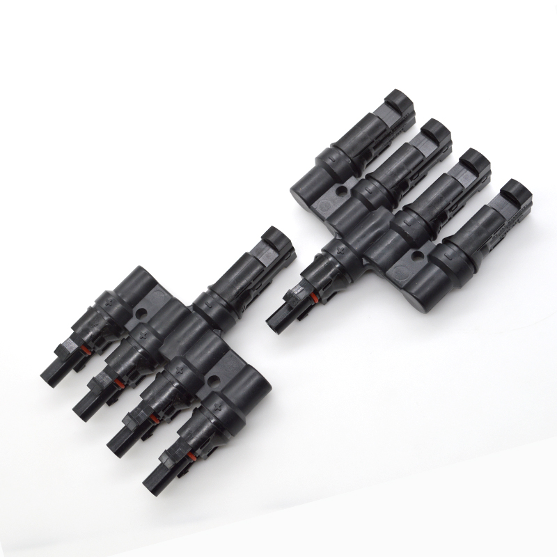 30A 1500V 4P MCX Copper Contact IP67 Rated Power DC Branch Connector for Solar Cable Panel