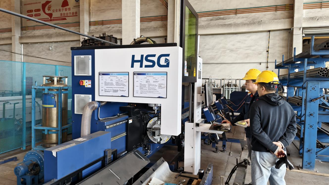 Laser tube cutting machine for solar product manufacturing