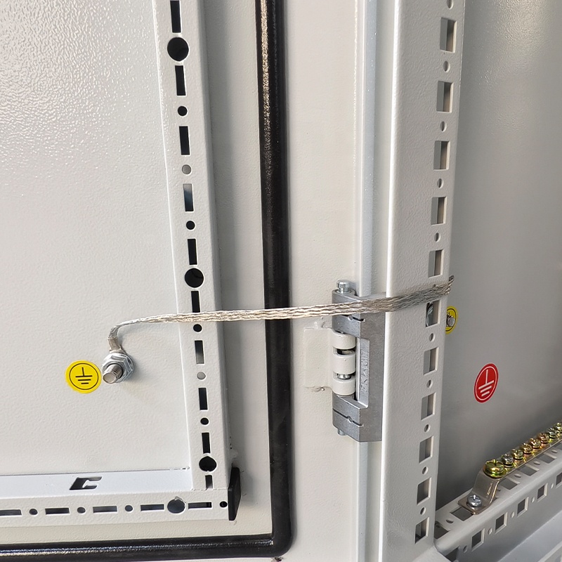 Single-phase 500A Power Supply Cabinet IP54 Protection Level Circuit Breaker Panel Distribution Box Hybrid Lock