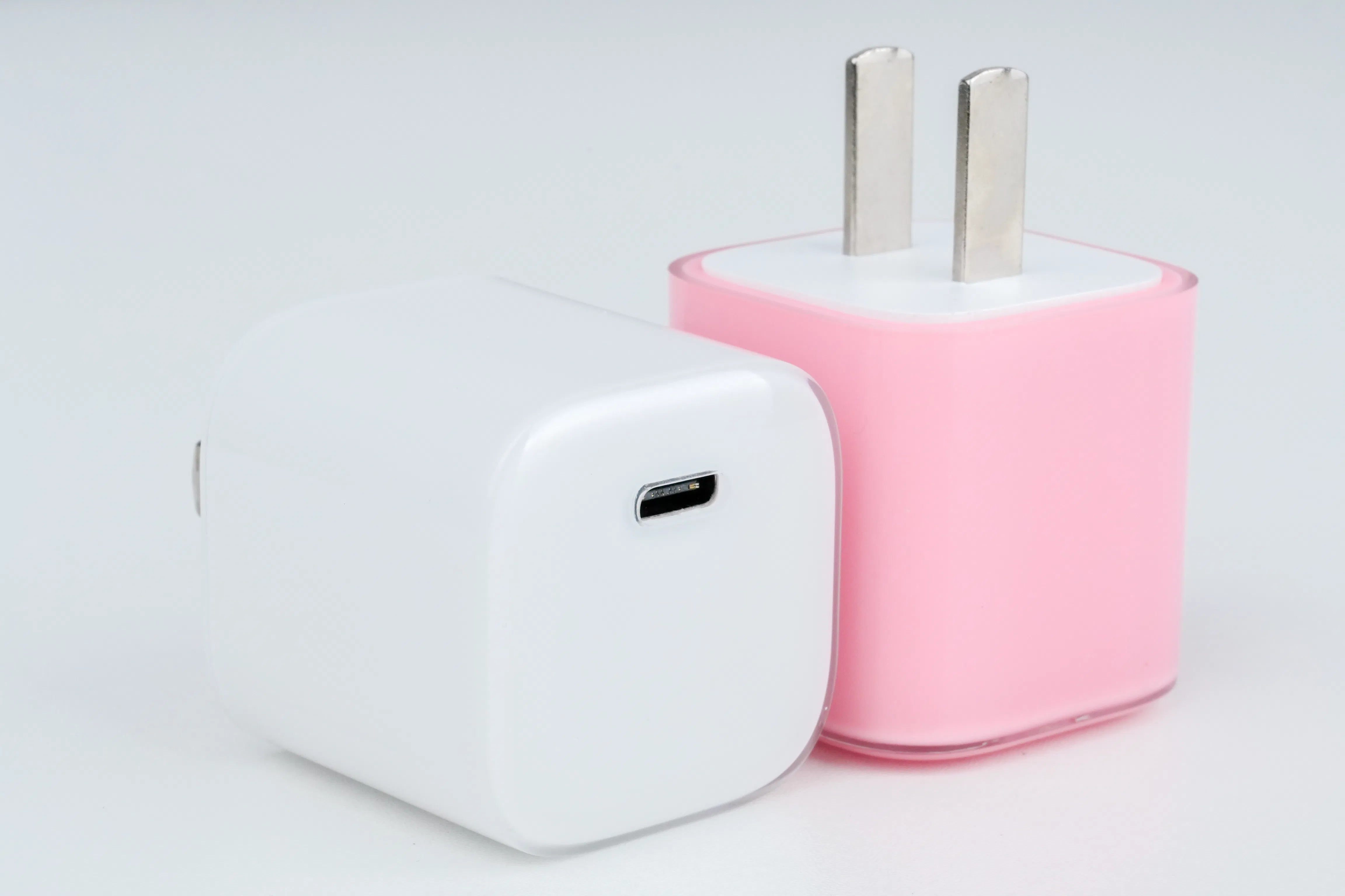 35W Power Adapter Power Bank Charger GaN Charger Mobile Phone Accessories Phone Charger with One USB-C Port for iPhone Nokia Motorola LG Samsung Sony HTC