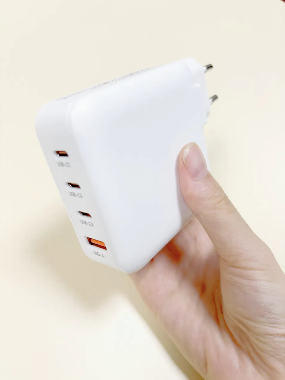 White GaN Charger