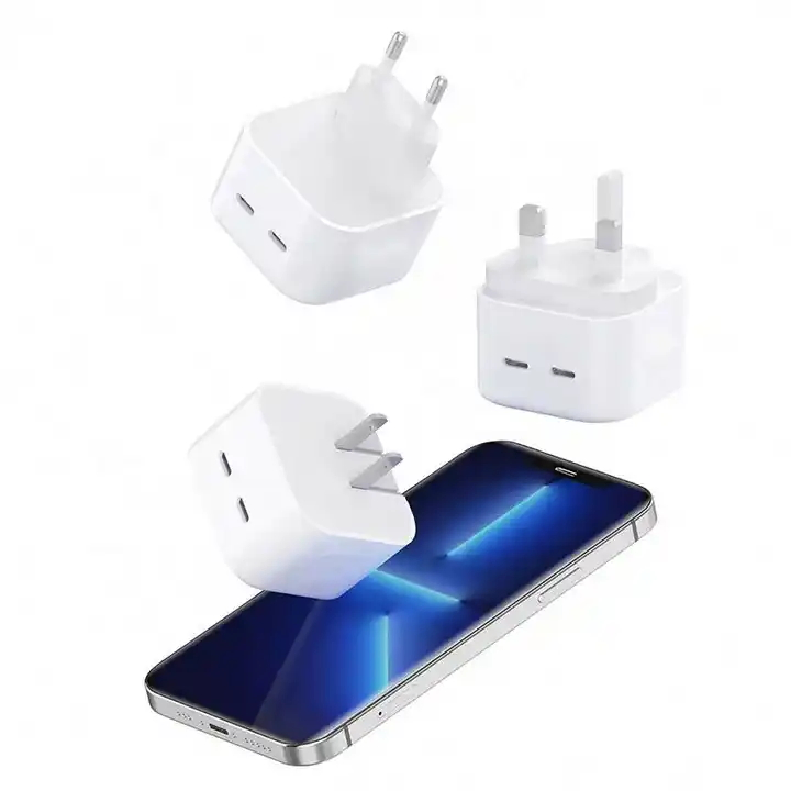 Factory Direct CE RoHS 100W 65W 45W 35W 30W 25W 20W Pd QC Wall Type C Fast iPhone Power Adapter Mobile GaN Phone Charger for Apple iPhone Samsung