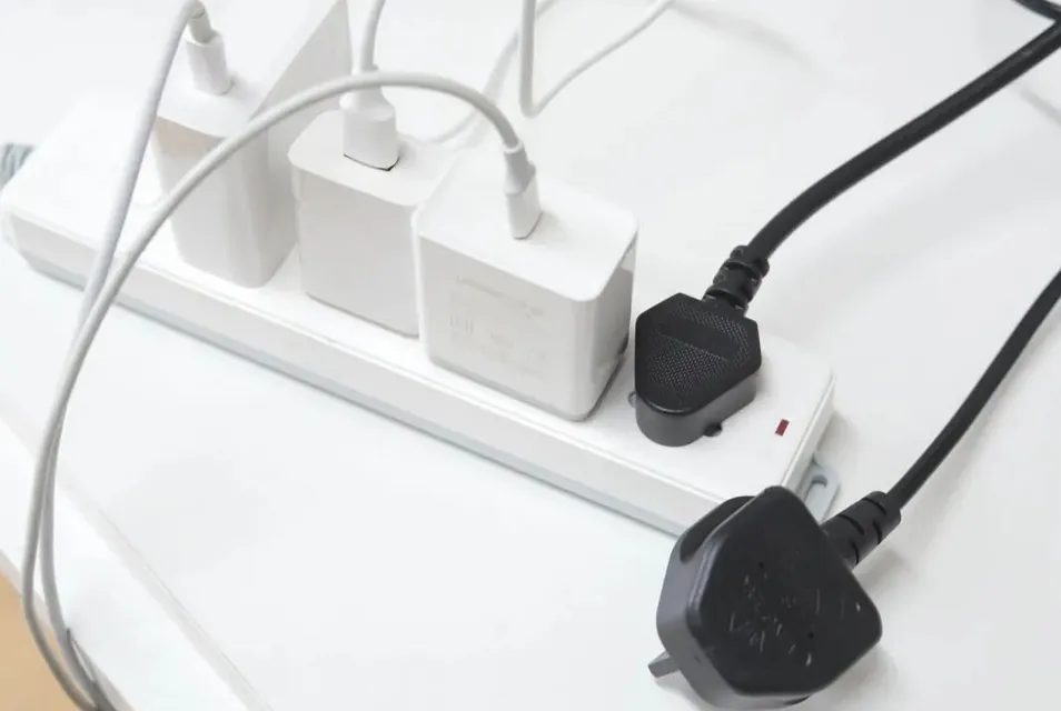 Desktop Clutter Comparison