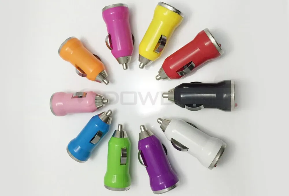 USB Car Charger Photo 3