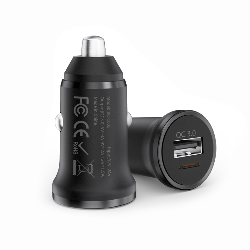 USB a USB C Dual Ports Quick Car Charger 30W Fast Charging Phone Car Adapter for Phone