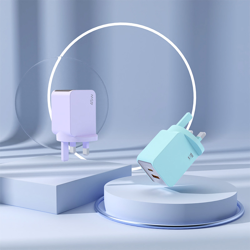 Compact 45W GaN UK Charger Dual Ports USB C USB a