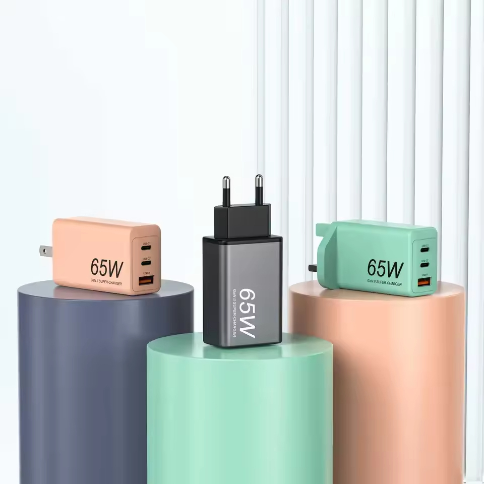 Pd 65W Charger QC3.0 Type-C Multi Ports Fast Mobile Phone Laptop Power Adapter GaN Charger 30W 45W 65W 100W Mobile Phone Charger Smallest 65W USB C Charger