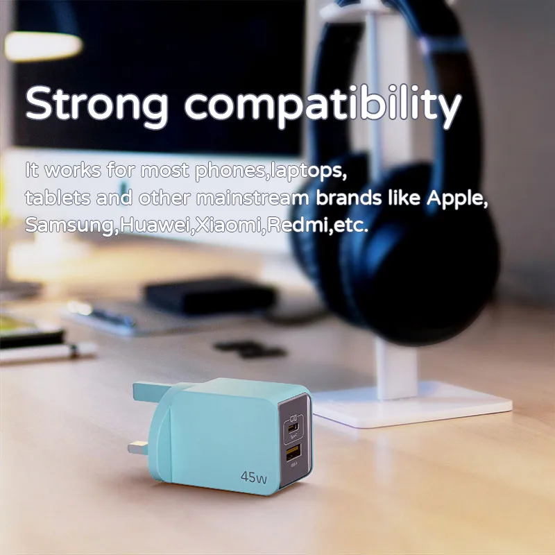 Compact 45W GaN UK Charger Detail