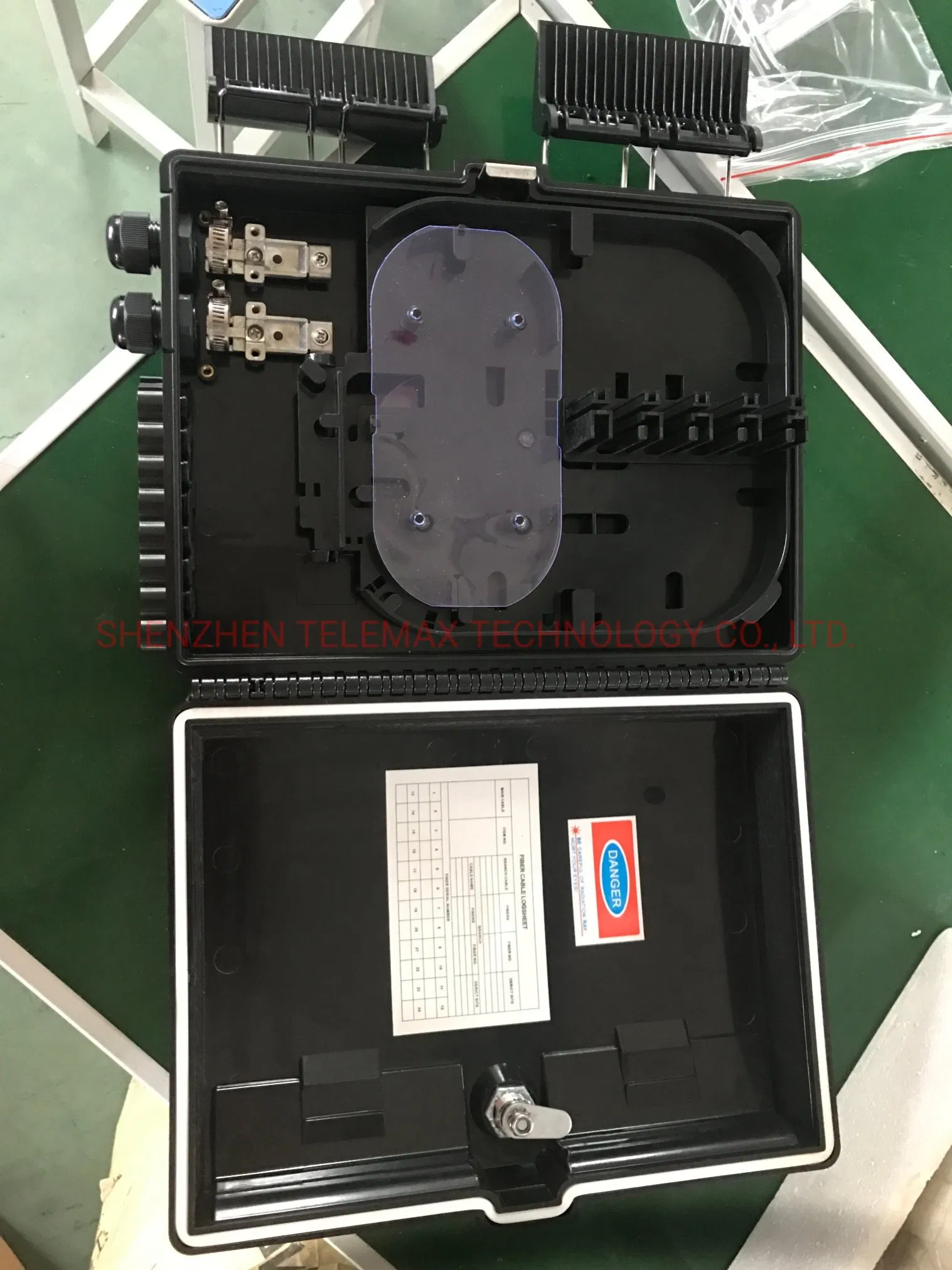 16 Core Waterproof FTTH Terminal Box/Wall Mount Distribution Box