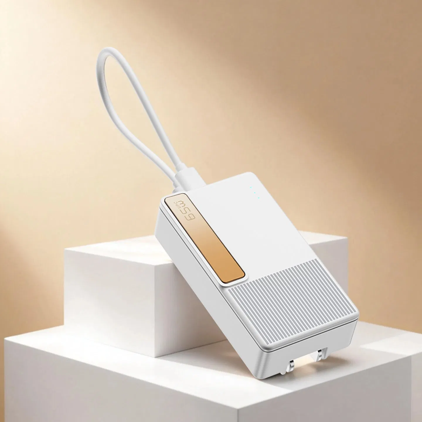 65W Uninterruptible Power Charger USB-C Port Fast GaN Charger 2000mAh Portable Charger Compact Design for Business Travel Easy Carrying