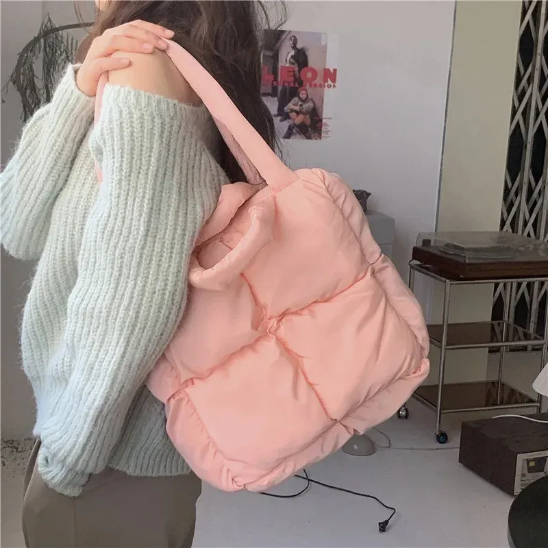 Especificaciones de bolso acolchado