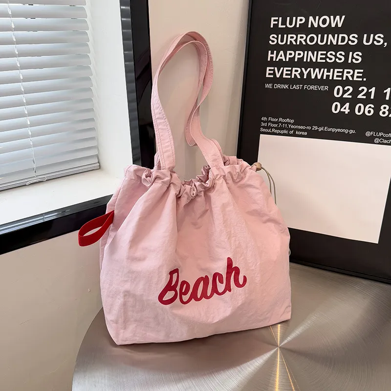 Bolsa de compras personalizada para damas, bolsa de playa ligera de nylon con cordón para mujeres, verano